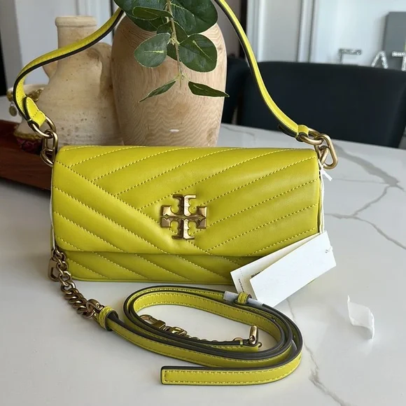 SMALL KIRA CHEVRON FLAP SHOULDER BAG - Picture 4 of 13